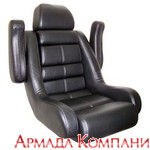 Кресло капитанское с валиком Flip-Up и подлокотниками (черное)